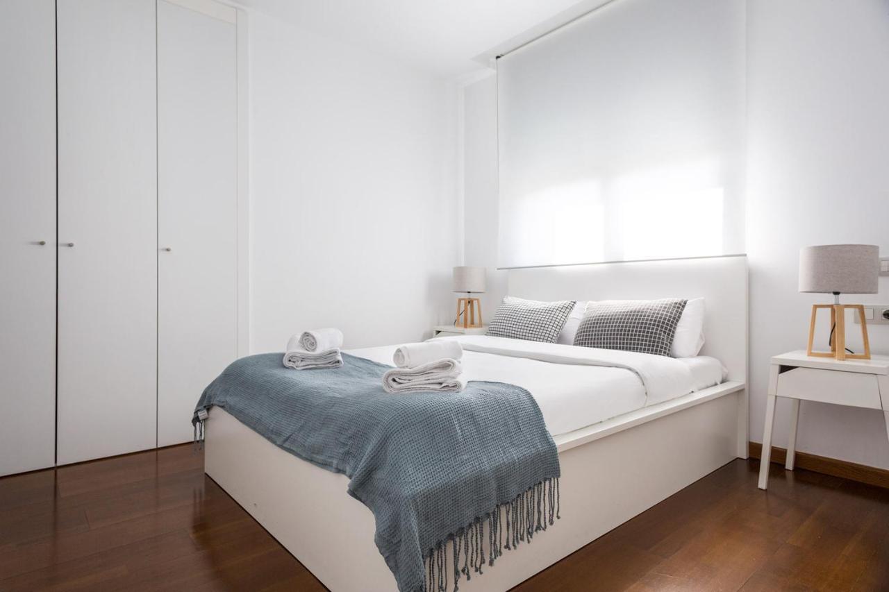 Les Corts Exclusive Apartments By Olala Homes Барселона Экстерьер фото